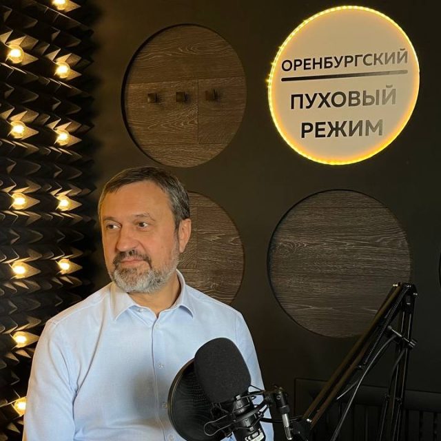 игорь сухарев